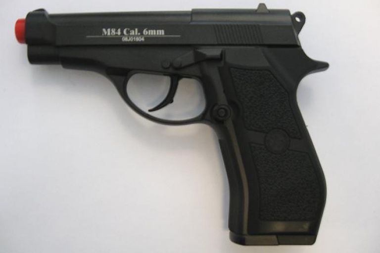 PISTOLA A GAS CO2 M84 6MM