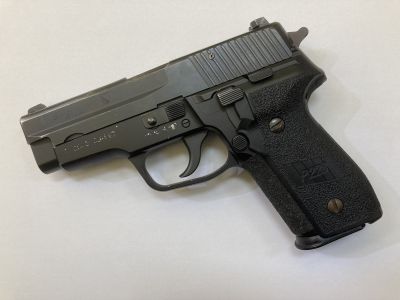 Pistola semiautomatica calibro 9x21 modello P228 usata Sig Sauer